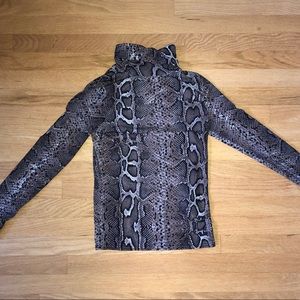 New Look roll neck in snake print